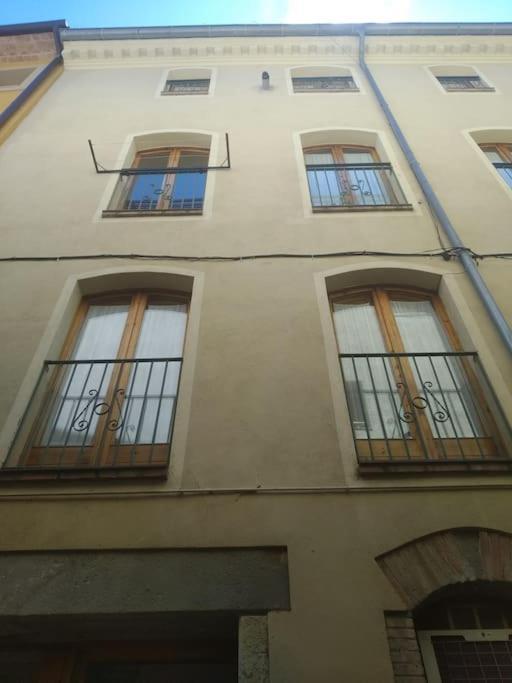 Apartament Can Mingu 2On Pis Besalú Esterno foto